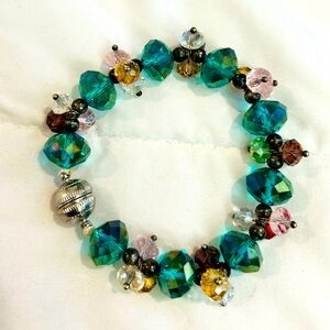 Elegant Multicolor Crystal Beaded Bracelet